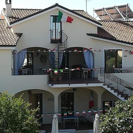 Casa Di Livia Apartment Sant'Anna Arresi Exterior photo